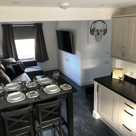 L&H Apartments Инвернесс Экстерьер фото