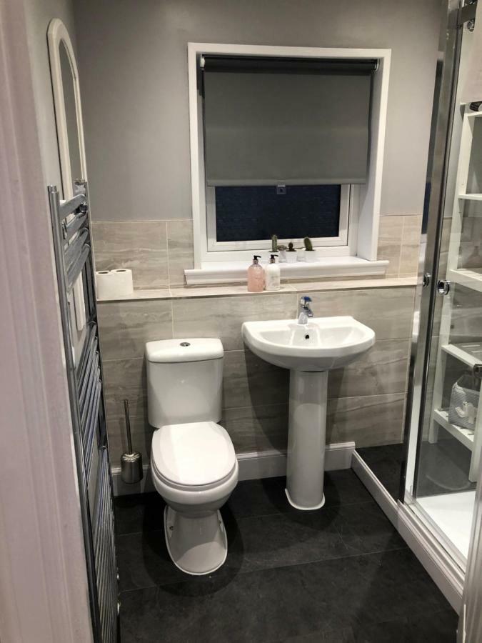 L&H Apartments Инвернесс Экстерьер фото